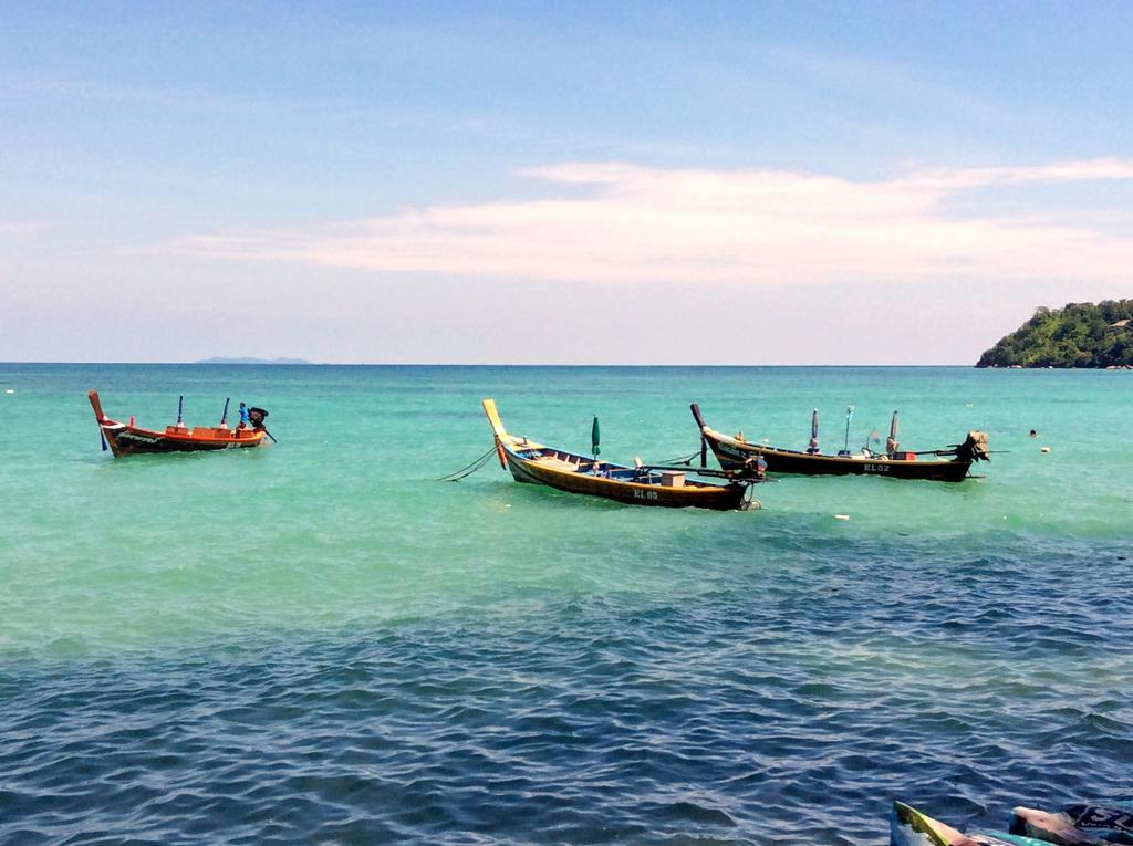 Apartments In The Title Beach Rawai Экстерьер фото