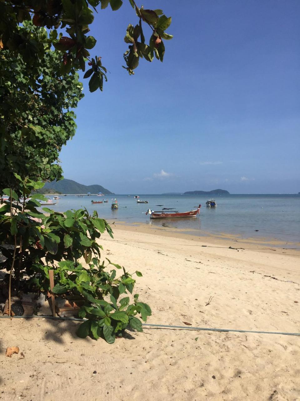 Apartments In The Title Beach Rawai Экстерьер фото